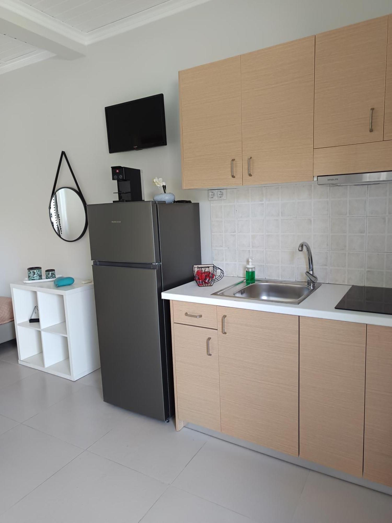 Drosostalia Apartments Lefkáda Eksteriør bilde