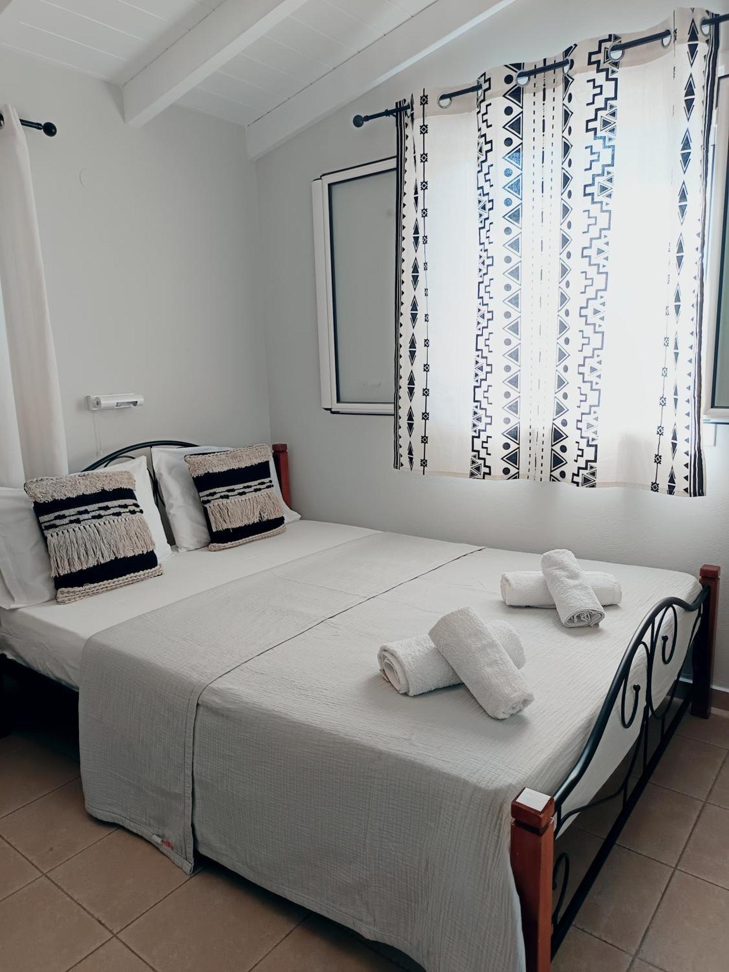 Drosostalia Apartments Lefkáda Eksteriør bilde